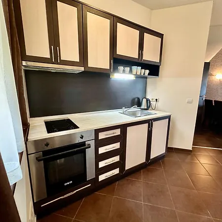 Menada Imperial Heights Apartamento