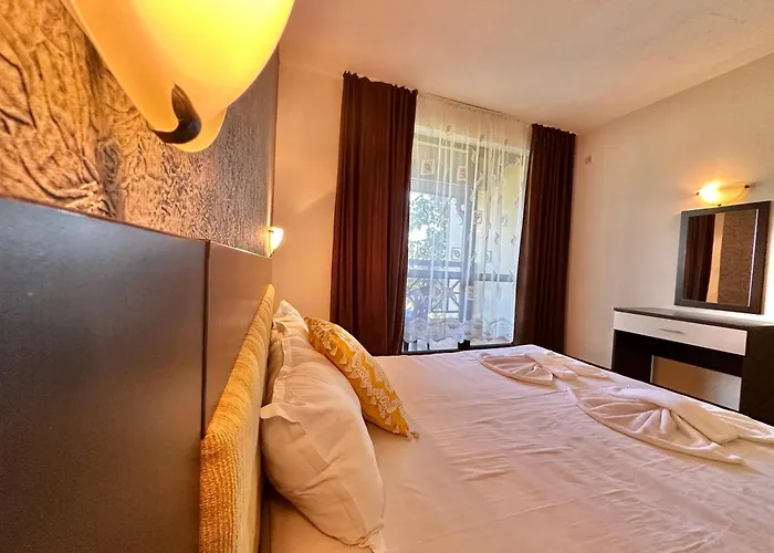 Menada Imperial Heights Apartment *