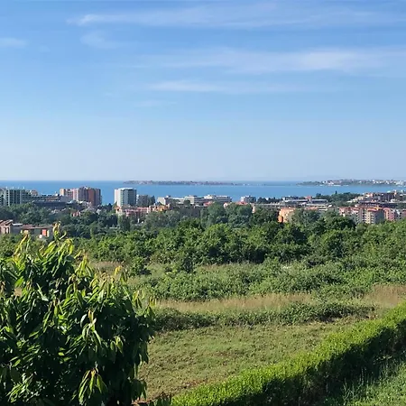 Menada Imperial Heights Lägenhet Slăntjev Brjag